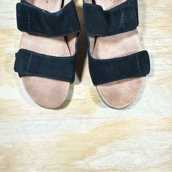 Vionic Marian Black Suede Wedge Sandals Women’s Size 6 - Picture 5 of 9